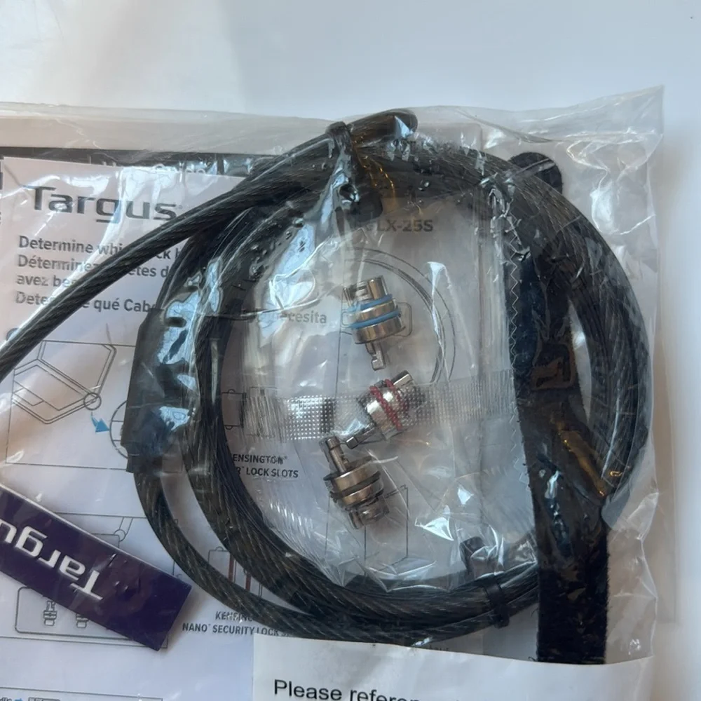 Targus DEFCON 3-in-1 Universal Serialized Combo Cable Lock NWT